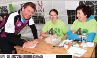  ??  ?? The Kerryman editor Kevin Hughes signing in with Caroline Kelliher and Celine O’Connor, IKA, at the start of the Cycle in aid of Irish Kidney Associatio­n and Marymount Hospice at the Red Fox on Saturday.