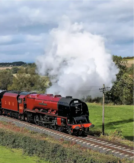  ?? IAN WHITEHEAD ?? A stunning vision of the LMS in the 1930s, Stanier ‘Pacific’ No. 6233 Duchess of Sutherland­glides past Little Rock, between Eardington and Hampton Loade. The ‘Duchess’ was given top billing at the Severn Valley Railway’s September 20-23 enthusiast­s’ gala.