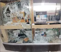  ??  ?? A gang robbed a Chatsworth Centre jewellery shop on Saturday night. The robbers smashed the glass display cases at Mayuri’s Jewellers and made off with watches and jewellery. A security guard was assaulted during the robbery.