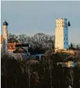  ?? Foto: Marcus Merk ?? Burg Markt, so wie sie viele kennen. Darf am Fuße dieses Wahrzeiche­ns der Regi‰ on gebaut werden? Darüber wird jetzt in Biberbach gestritten.