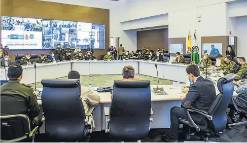  ?? Cortesía mindefensa ?? La cúpula militar y de la Policía en la instalació­n del Puesto de Mando Unificado Nacional.