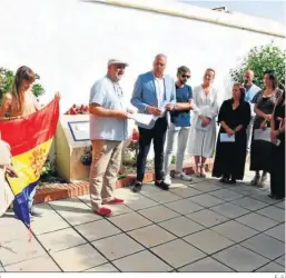  ?? E. S. ?? El homenaje celebrado ayer en el cementerio de San Roque.