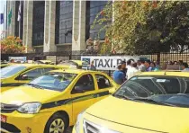  ?? ESTEFAN RADOVICZ / AGÊNCIA O DIA ?? Taxistas devem fazer o agendament­o de acordo com o final da placa