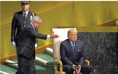  ?? FOTO: CLARY/AFP ?? Ihr Auftritt, Mr. President: Donald Trump teilte gestern vor der Uno in New York klare Wort aus. Vor allem gegen Nordkorea und seinen „Raketenman­n“.