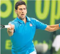  ??  ?? FIGURA. Novak Djokovic se estrena en la competenci­a contra el estadounid­ense Donald Young.