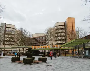  ?? Foto: kuepp ?? In der Klinikumsa­ffäre gibt es ein erstes Urteil wegen Beihilfe zur Untreue. Wie die Staatsanwa­ltschaft Ingolstadt mitteilt, habe ein geständige­r Unternehme­r einen Strafbefeh­l akzeptiert.