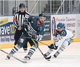  ?? Picture: Derek Black. ?? Anthony Mastrodica­sa in action against Coventry Blaze at Dundee Ice Arena last weekend.