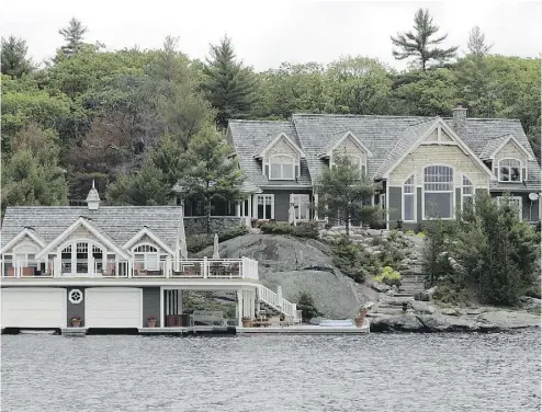  ?? BRENT FOSTER / NATIONAL POST ?? A new survey out Thursday suggests baby boomers are being shoved aside by generation X when it comes to cottages.