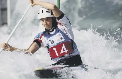  ??  ?? 0 Eilidh Gibson and her Great Britain team-mates Mallory Franklin and Kim Woods beat Australia in the C1 team event in Pau.