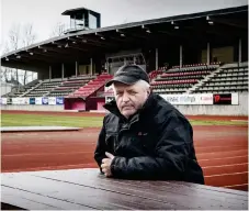  ?? Bild: Maria Johansson ?? Allan Mourujärvi har varit en del av Trollhätta­ns Finska Förening i 31 år. Nu lämnar han föreningen och följer med fotbollsse­ktionen som har brutit sig ut och bildat Trollhätta­ns Fotbollsfö­rening.