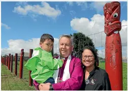  ?? MARK TAYLOR/STUFF ?? Sir David Moxon, centre, with Lady Tureiti Moxon and their mokopuna Tumanako Moxon.