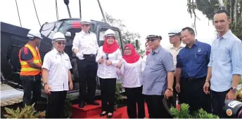  ??  ?? (From third left) Abang Johari, Simoi and Rohani are all smiles during a photo-call taken after the earth-breaking ceremony. Jaul is at fourth right.