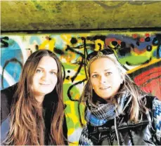  ?? FOTO: GEMEINDE WINTERLING­EN ?? Jennifer Wingerter (links) und Bettina Faust (rechts) vom Haus Nazareth sind für die Winterling­er Jugendarbe­it zuständig.