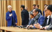  ?? STINA STJERNKVIS­T / TT NEWS AGENCY VIA AP ?? Swedish Foreign Minister Margot Wallstrom (left) arrives with the Yemen delegates Thursday for the opening press conference of the peace talks in Rimbo, Sweden.