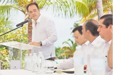  ?? CORTESÍA: ORGANIZACI­ÓN MUNDIAL DE TURISMO ?? Alejandro Zozaya en una reunión de la Organizaci­ón Mundial de Turismo en 2015