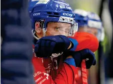  ?? BILD: LINUS OLSSON ?? Deppigt i IFK Kungälv. Nu är det över för säsongen.