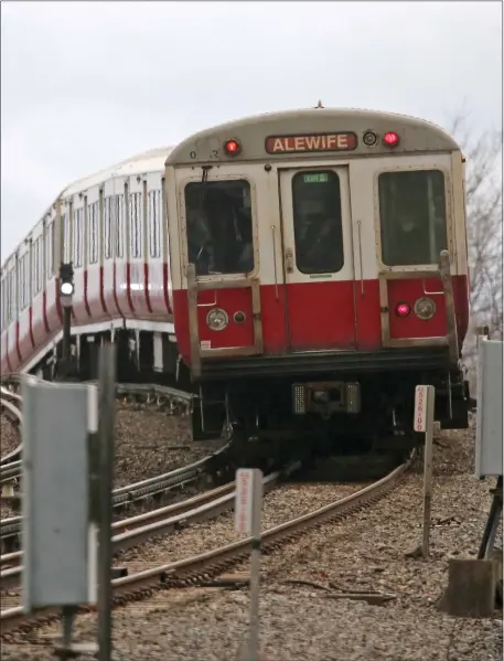  ?? STUART CAHILL — BOSTON HERALD ?? Thirty-seven slow zones cover five miles of Red Line track, far outpacing the other subway lines.