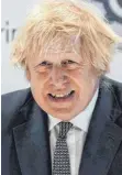  ?? FOTO: CHRISTOPHE­R FURLONG/DPA ?? Boris Johnson treibt die Impfkampag­ne in Großbritan­nien schnell voran. Impfstoff-Exporte in die EU gibt es jedoch keine.