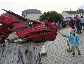  ??  ?? Cidre & Dragon a cette capacité de réveiller l’enfant qui sommeille en chaque adulte…