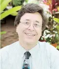  ??  ?? Dr. Fernando Abruña Charneco