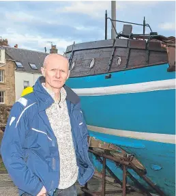  ?? Picture: Steven Brown. ?? Richard Wemyss at the harbour.