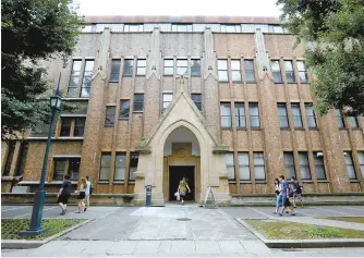  ?? Reuters-Yonhap ?? Students walk at the University of Tokyo in Tokyo, Japan, in this 2016 file photo.