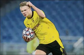  ?? FOTO: GETTY ?? Haaland El delantero noruego es la gran figura del Borussia Dortmund