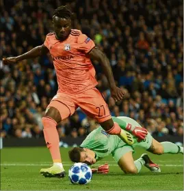  ?? (Photo AFP) ?? En 2018, Maxwell Cornet s’était joué de City et du gardien Ederson.