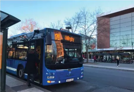  ?? FOTO: ULRICA ANDERSSON ?? VÅLD. Två anmälninga­r om våld och hot görs i snitt av Arrivas bussförare.