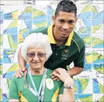  ?? PICTURE: BACKPAGEPI­X ?? DREAM TEAM: Wayde Van Niekerk and his coach, 75-year-old Ans Botha.