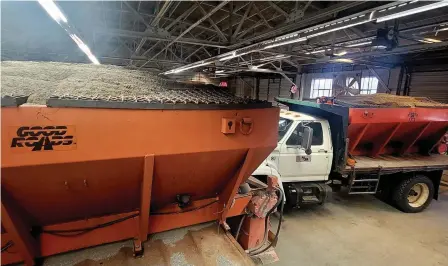  ?? (Pine Bluff Commercial/Eplunus
Colvin) ?? Sand and salt trucks are ready to go in advance of a winter storm expected to bring 2 to 3 tenths of an inch of freezing rain to the Pine Bluff area.
