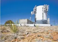  ?? MATT DAHLSEID/THE NEW MEXICAN ?? The site of a cell tower planned near a water tank along Paseo Real in La Cienega, near El Rancho de las Golondrina­s.