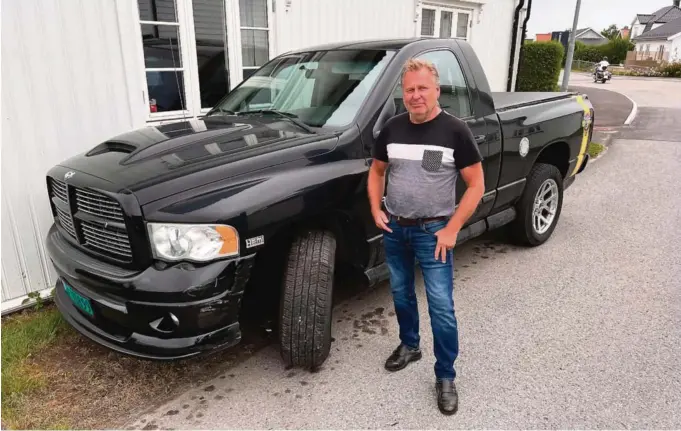  ?? FOTO: GEIR NORENDAL ?? Helge Gunnulfsen er spent på kostnadene etter at bilen hans ble påkjørt natt til tirsdag.