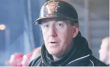  ??  ?? PREMIÄR. Bench-coachen Jim Sasko, 54, håller Sölvesborg och Stockholm som favoriter i serien.