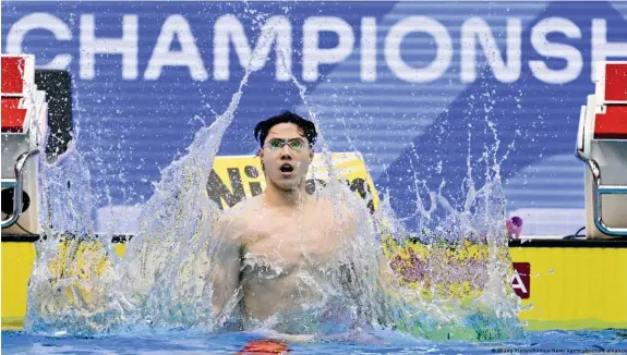  ?? Bild: Zhang Xiaoyu/Xinhua News Agency/picture alliance ?? Qin Haiyang wurde nach seinen vier WM-Titeln von Fukuoka zum "Weltschwim­mer des Jahres 2023" gekürt