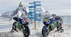  ??  ?? Yamaha präsentier­te die M1-Bikes von Lorenzo & Rossi im Montblanc-Gebirge