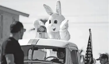  ?? ALBERTO SILVA FERNANDEZ/ EL PASO TIMES ?? El Pasoans celebrated Easter on Saturday at the 45th TMO NorthEaste­r Parade. The event unites nonprofit organizati­ons, youth groups and other community members on the Saturday before Easter.