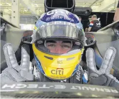  ?? // TWITTER ?? Alonso toca con los pies en el suelo en su regreso a la F-1