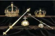  ?? SWEDISH POLICE VIA AP ?? This image made available on Wednesday by the Swedish Police, shows a collection of Swedish Crown jewels. Thieves in Sweden walked into a small town’s medieval cathedral in broad daylight and stole priceless crown jewels dating back to the early 1600s...