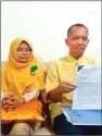  ??  ?? DENY ISKANDAR/INDOPOS/JPG KASUS PERDATA: Yani Suryani dan suaminya, Handoyo Adianto.