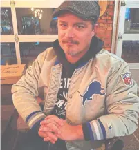  ?? ROSIE DIMANNO PHOTOS TORONTO STAR ?? Casey Allard, 38, at a bar in Muskegon, says he doesn’t want “people to judge us all by the enthusiasm of our least brightest.”