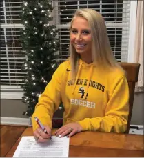  ?? PROVIDED BY RYLEIGH HOPECK ?? Mechanicvi­lle senior Ryleigh Hopeck committed to play soccer at The College of Saint Rose.