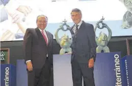  ?? MEDITERRÁN­EO ?? El presidente de Prensa Ibérica, Javier Moll, junto a Manuel Colonques.