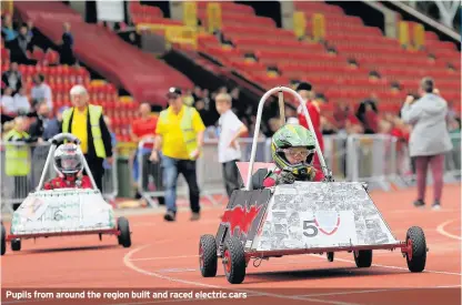  ??  ?? Pupils from around the region built and raced electric cars