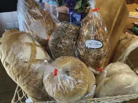 ?? ?? Assorted breads from Bait Lehem.