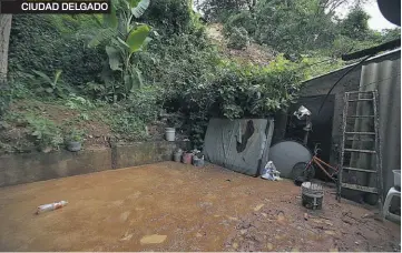  ?? ?? El colapso de un muro en la Colonia Saprisa ocasionó daños materiales.