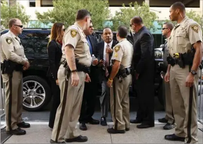  ?? JOHN LOCHER, THE ASSOCIATED PRESS ?? O.J. Simpson arrives at the Clark County Regional Justice Center, in this 2008 file photo, on the second day of jury selection for his trial in Las Vegas. Simpson is seeking parole for an ill-fated bid to retrieve sports memorabili­a.