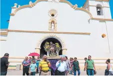  ??  ?? De la iglesia La Merced inició la procesión en Comayagua.