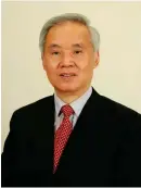  ??  ?? 李忠杰
原中央党史研究室副主­任