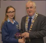  ??  ?? Best speaker Sophie Heaton from Coláiste Chraobh Abhann with Cllr Pat Fitzgerald.